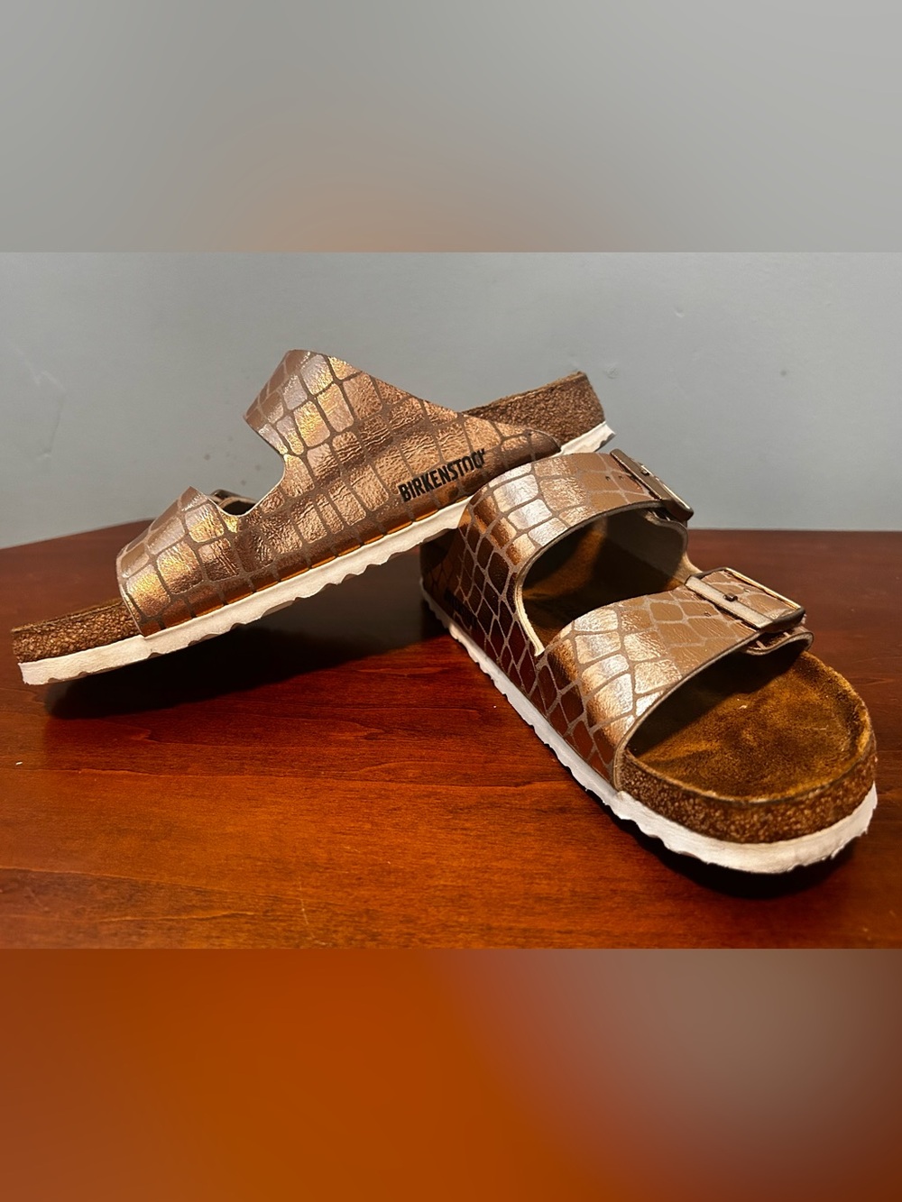 Birkenstock Gator Gleam copper metallic Croc-Embossed Double Buckle Sandals 40-9